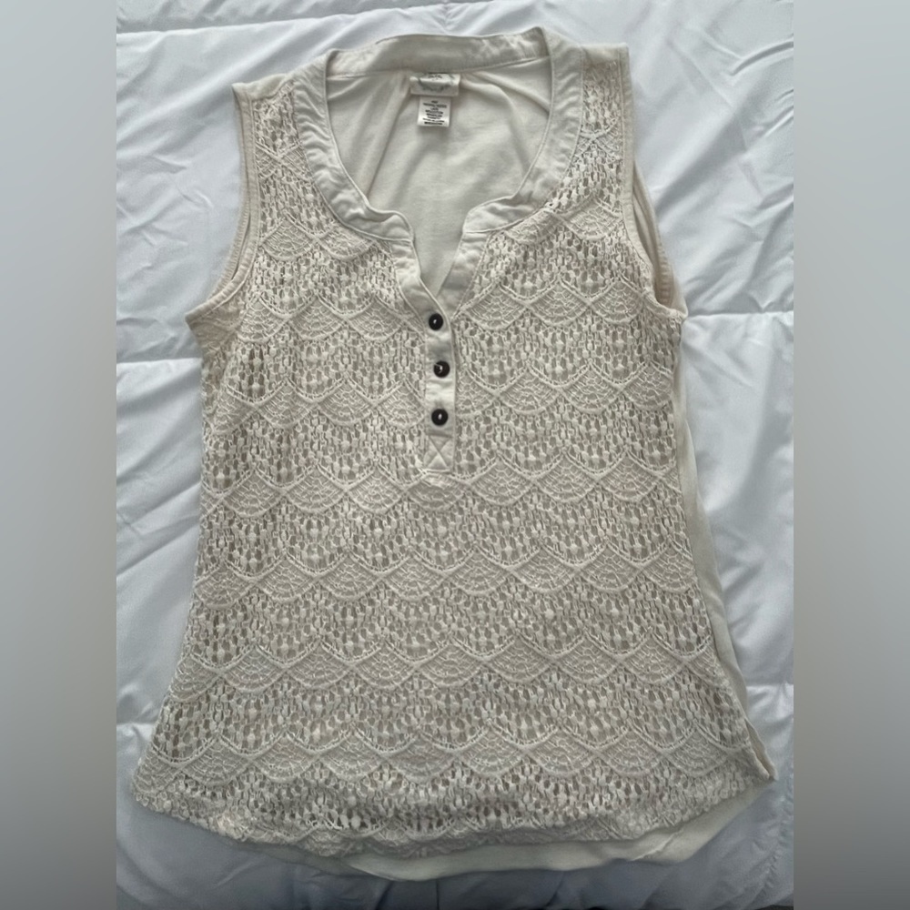 Belle Du Jour Lace Knit Top Size Medium